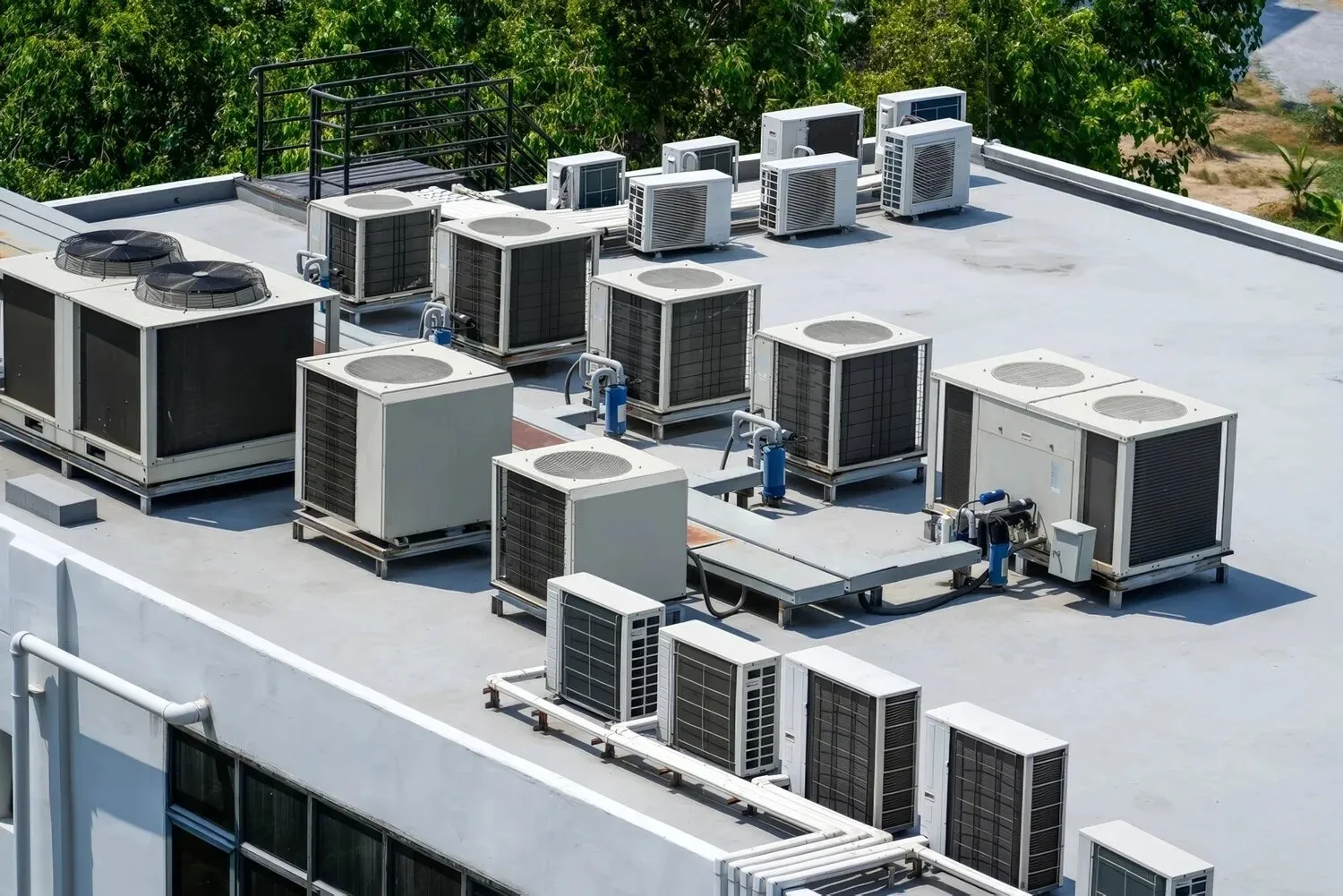 Rooftop air conditioning units on a commercial building
